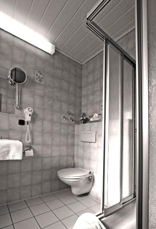 Hotel Zur Krone Ronneburg  Cameră foto